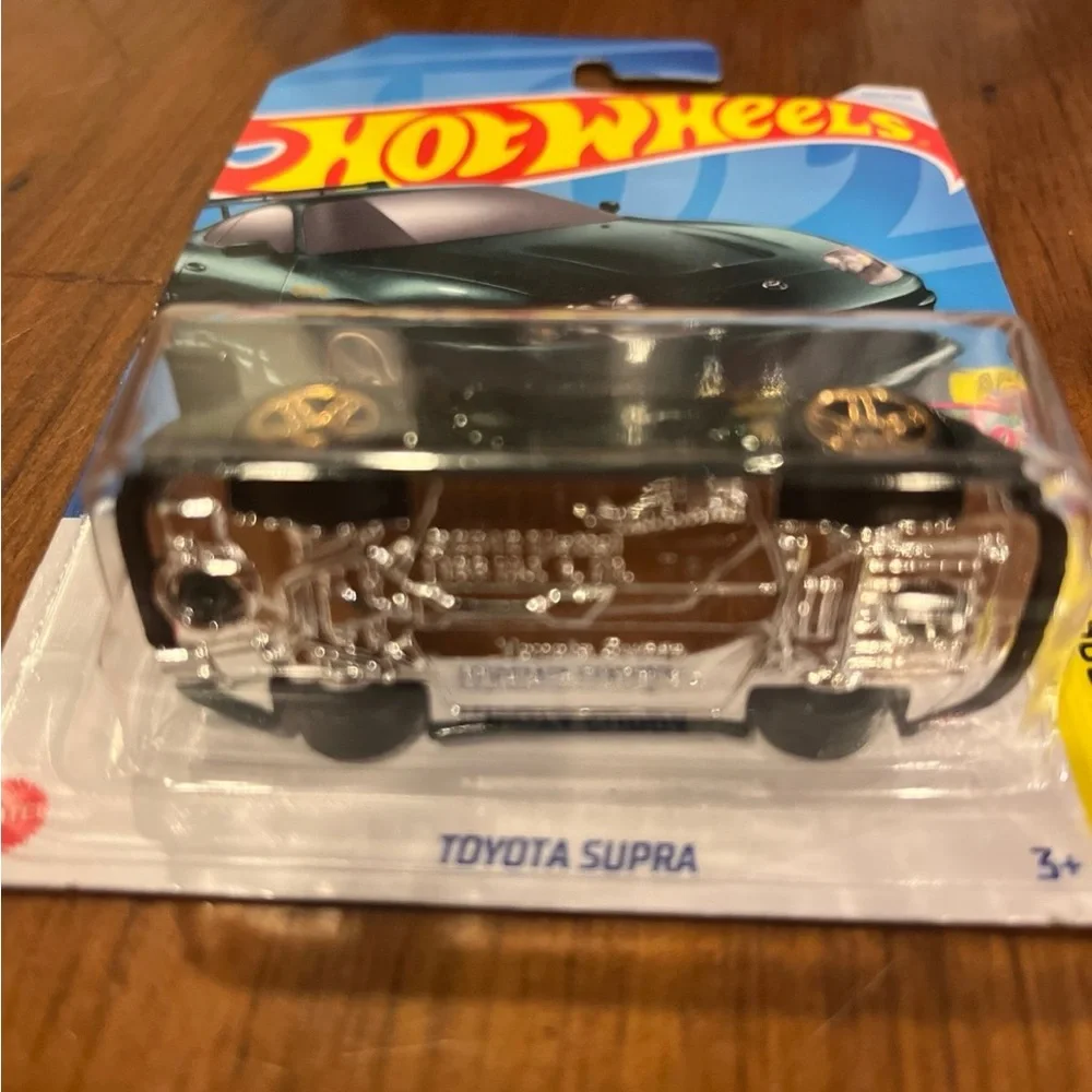 Hot Wheels Toyota Supra toy car new 1/64 Mattel green